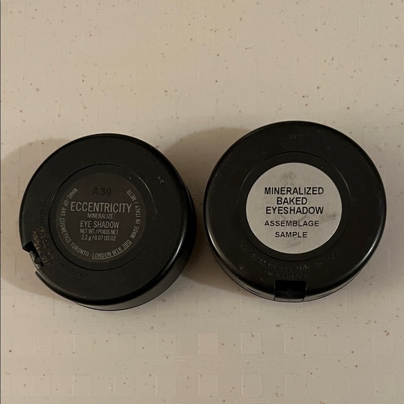 MAC Cosmetics Mineralize Eye Shadow Quad Pot x 2! 8 Colors! - Picture 2 of 2